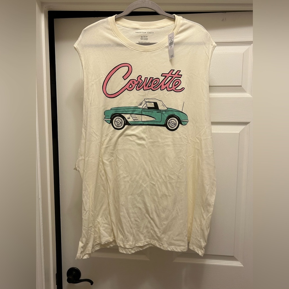 American Eagle Outfitters Cream Corvette Graphic Muscle Tee